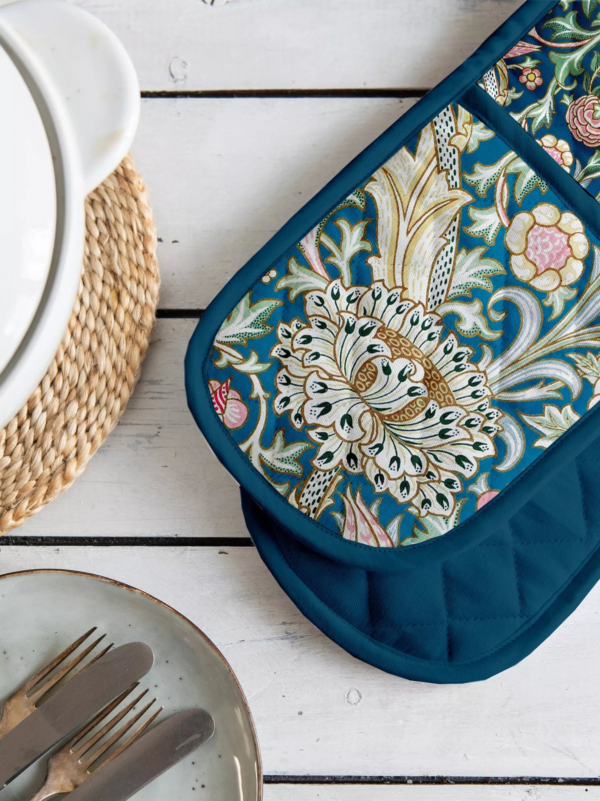 Trent Organic Cotton Double Oven Gloves