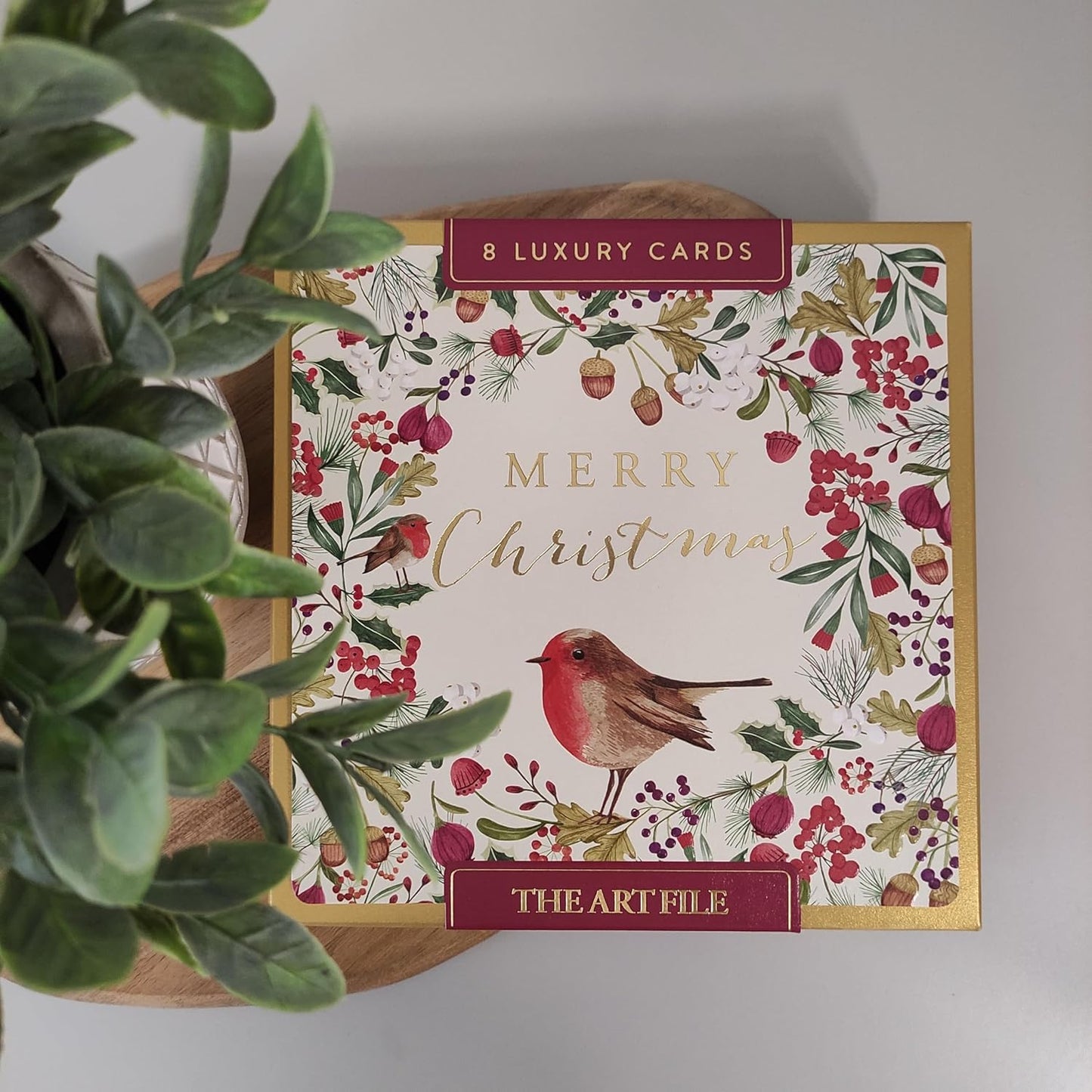 Luxury Box - Robin, Acorns & Berries