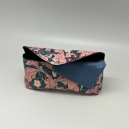 William Morris Glasses Case